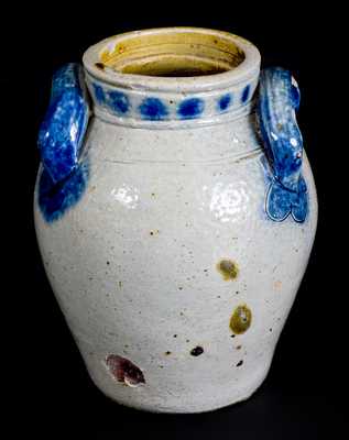 Very Fine Pint-Sized Stoneware Jar with Incised Decoration, New York State, circa 1820s
