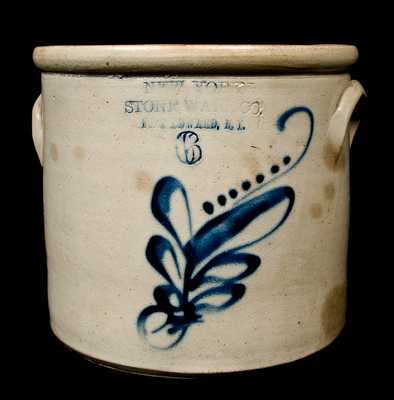 NEW YORK STONEWARE CO. Stoneware Crock, Six-Quart