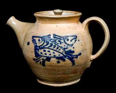 Diebboll Stoneware Teapot with Fish Decoration (Contemporary)