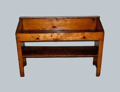 Pine Country Bucket Bench