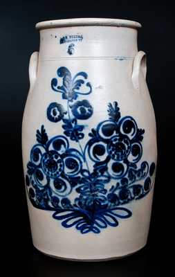 Outstanding J. & E. NORTON / BENNINGTON, VT Six-Gallon Stoneware Churn w/ Elaborate Decoration