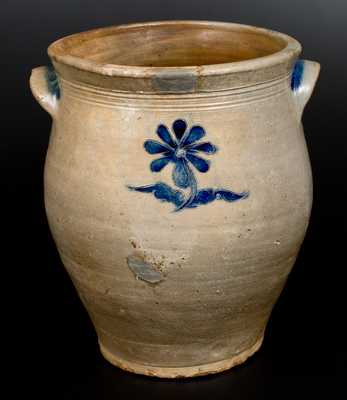 Rare att. James Egbert / Durrell Williams, Poughkeepsie, NY, late 18th century Stoneware Jar