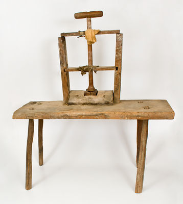 Extremely Rare Craven Family Pipe Press, NC origin, 19th century