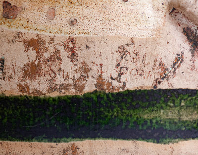 Exceptional J. EBERLY & CO / STRASBURG, VA Redware Wing-Handled Urn w/ Bold Copper Decoration