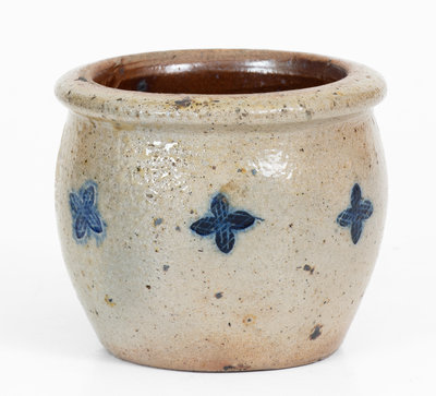 Rare "EW" Ohio River Valley Stoneware Jar, possibly Ezekiel Wood, Maysville, Kentucky