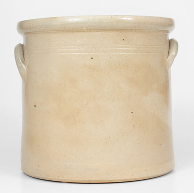 J. NORTON & CO. / BENNINGTON, VT 3 Gal. Stoneware Crock w/ Bold Bird Decoration