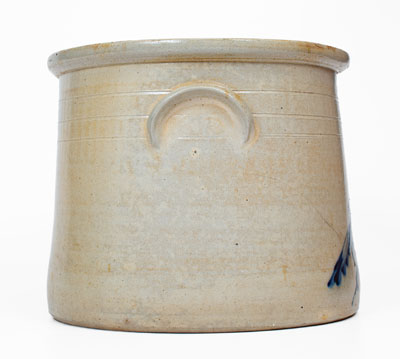 4 Gal. E. & L. P. NORTON / BENNINGTON, VT Stoneware Bird Crock