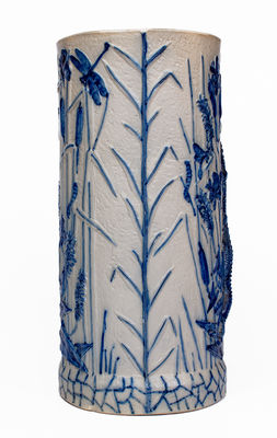 Whites Utica Stoneware Umbrella Stand w/ Applied Alligator