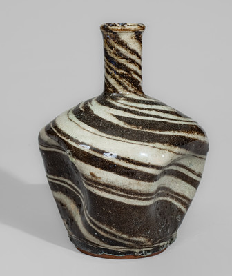 E.W. REINHARDT'S POTTERY / VALE, NC Stoneware Bottle w/ Swirl Pattern, c1940