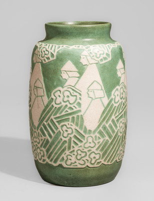 Rare Overbeck Pottery Wizard Vase, Cambridge City, Indiana, circa 1920