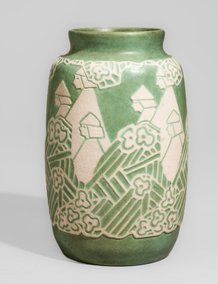Rare Overbeck Pottery Wizard Vase, Cambridge City, Indiana, circa 1920