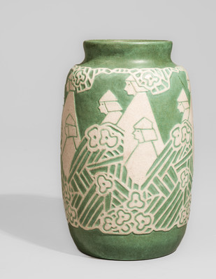 Rare Overbeck Pottery Wizard Vase, Cambridge City, Indiana, circa 1920