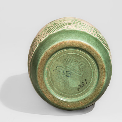 Rare Overbeck Pottery Wizard Vase, Cambridge City, Indiana, circa 1920