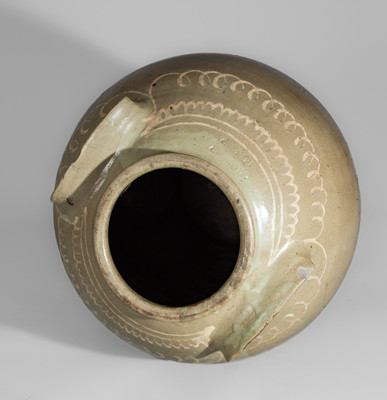 Fine Large-Sized CHANDLER / MAKER (Edgefield District, SC) Stoneware Jar w/ Kaolin Slip Decoration